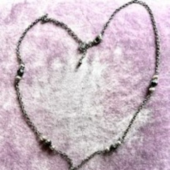 Silver Tassel Pendant with Shiny Beads - Picture 2 of 4